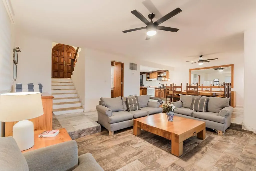 *Villa Sicilia Lagoon Front By Casa Paraiso* Cancun