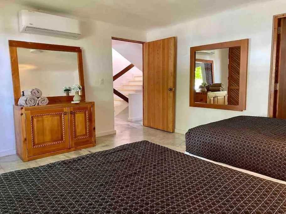*Villa Sicilia Lagoon Front By Casa Paraiso* Cancun 0*,  Mexico